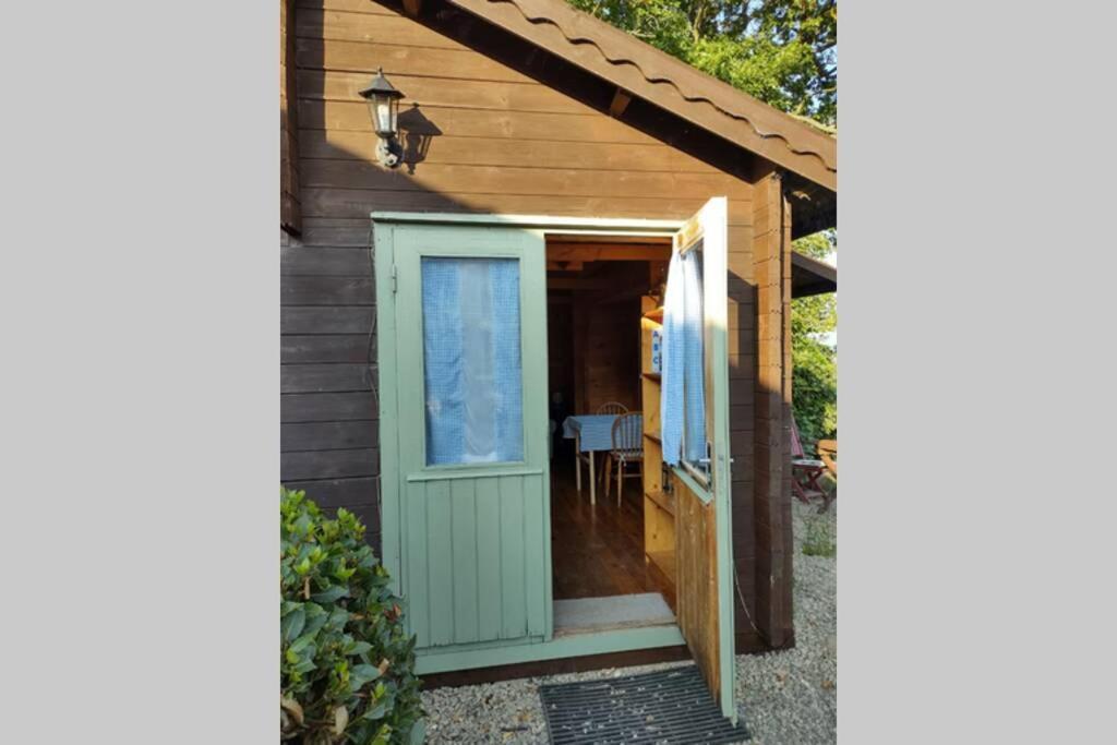 Self Catering Garden Lodge Ludlow Exteriör bild